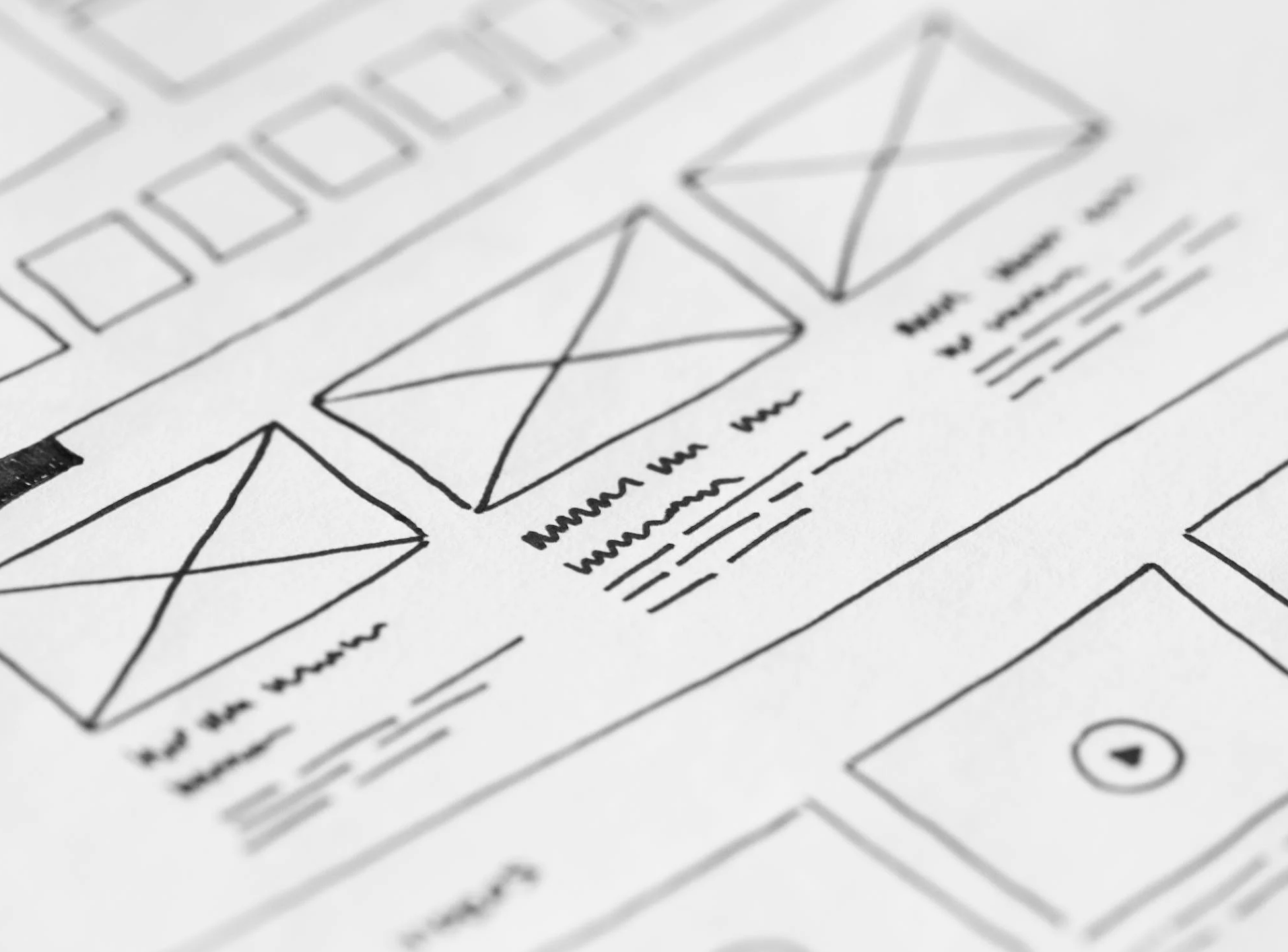 美院畢業(yè)12年設(shè)計(jì)經(jīng)驗(yàn)的設(shè)計(jì)師
